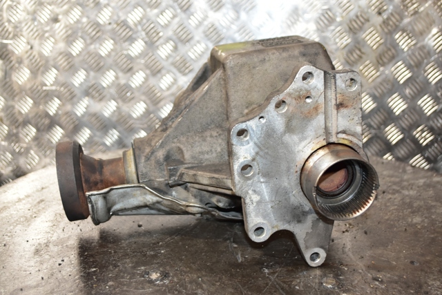 7520115990 LAND ROVER купить в Чернигов