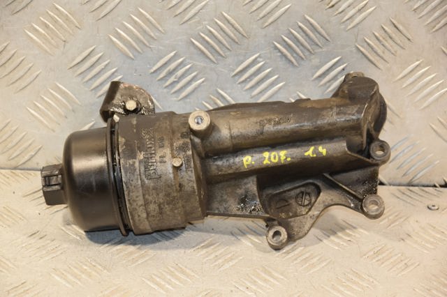 Корпус масляного фильтра 755852180 PEUGEOT