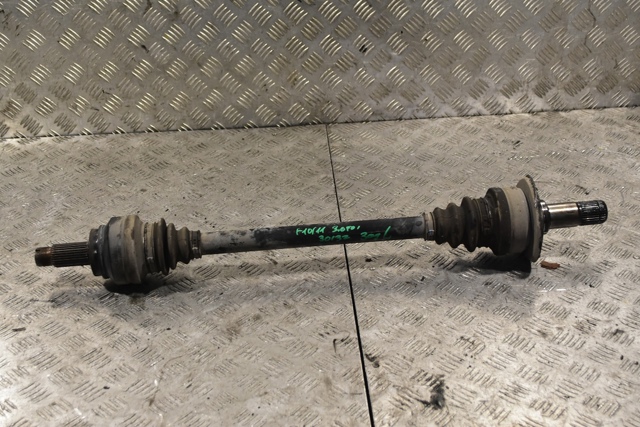 7581017 BMW Полуось задняя левая купить в Николаев