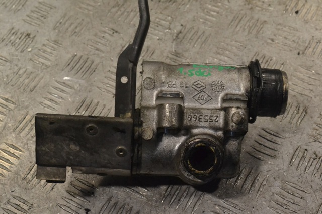 Клапан EGR системы рециркуляции отработавших газов 7700107471 RENAULT