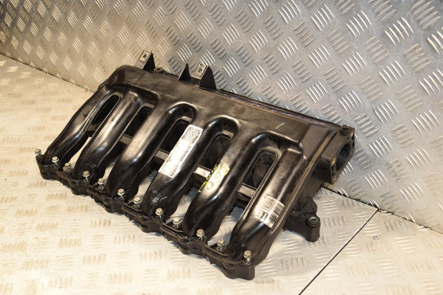 Впускной коллектор 7790701 BMW