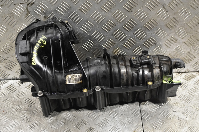BMW 7797384 Впускной коллектор в наличии Хмельницкий