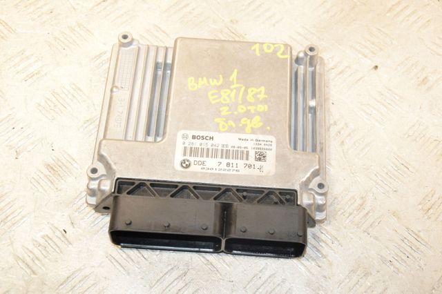 ЭБУ двигателем 7811701 BMW