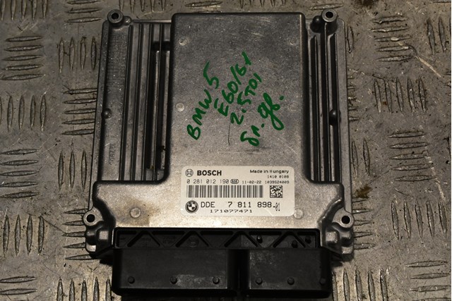 Мозги двигателя 7811898 BMW