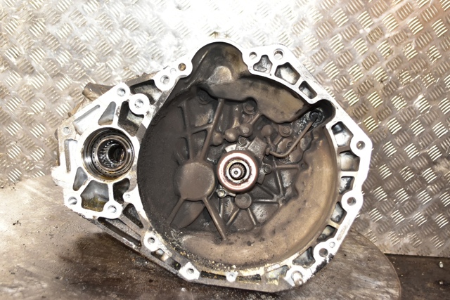 Коробка переключения передач 79J2 SUZUKI