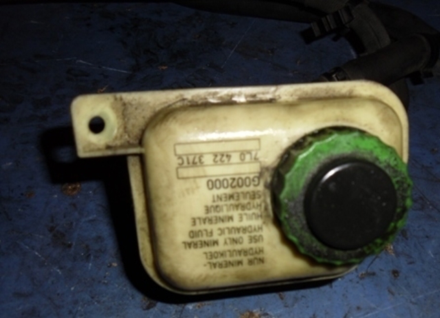 7L0422371C VAG Бачок ГУР купить в Житомир