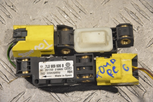 7L0909606B VAG Датчик удара купить в Львов