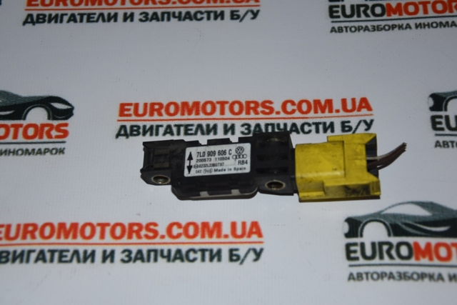 7L0909606C VAG Датчик удара купить в Кривой Рог