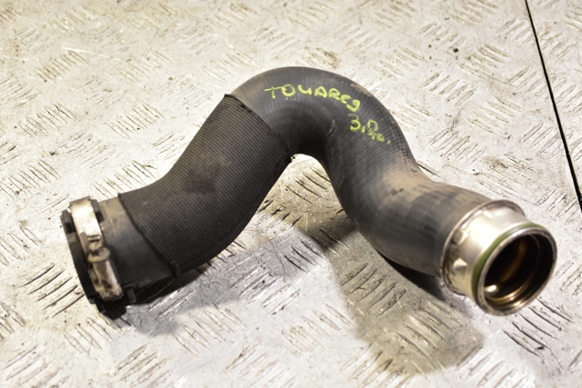 Шланг интеркуллера 7L6145738A VAG