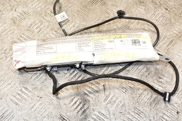 Подушка переднего сиденья 7P0880242A PORSCHE