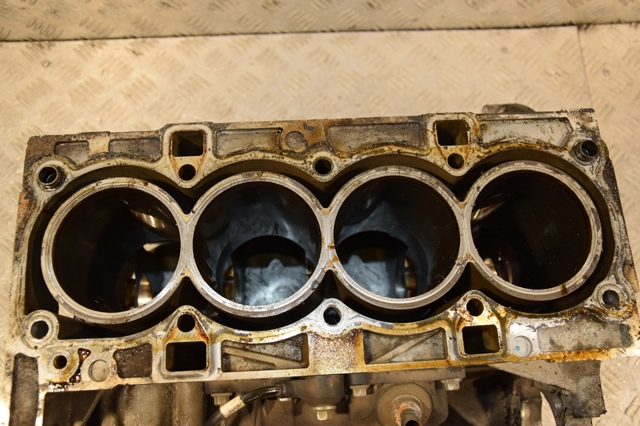 FORD 7S7G6015CA в наличии Ужгород