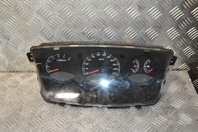 Приборная доска 8021009050 SSANG YONG