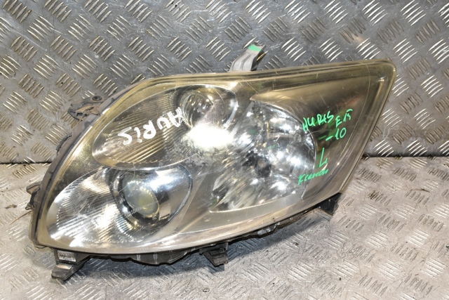 Вставка фары левой 8107002530 TOYOTA