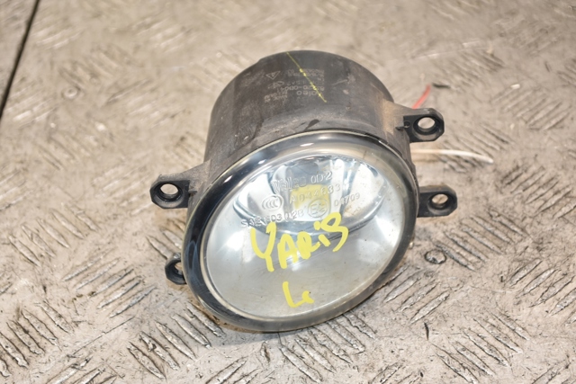 812200D041 TOYOTA Фара противотуманная левая купить в Ровно