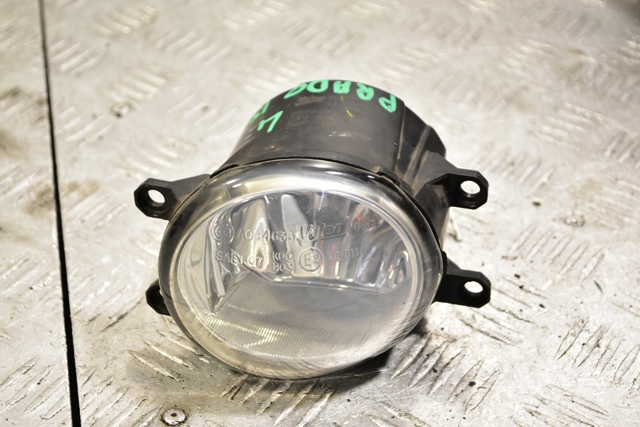 Фара противотуманная, левая 812200W040 TOYOTA