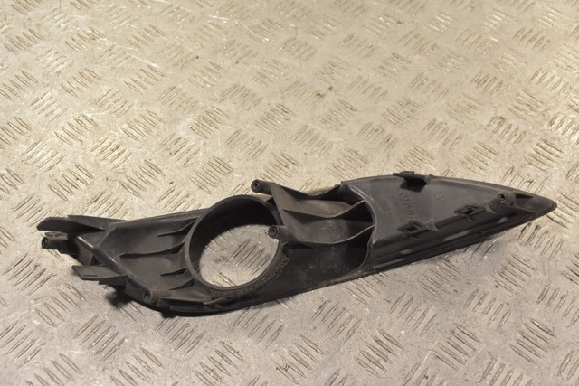 8148202040 TOYOTA Заглушка (решетка) противотуманных фар бампера переднего левая купить в Каменское