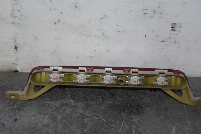815700F011 TOYOTA Задний стоп купить в Запорожье