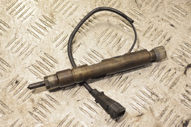 Форсунки 8200047506 RENAULT