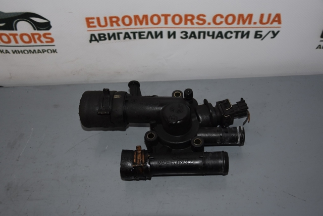 Автомобильный термостат 8200112054 RENAULT