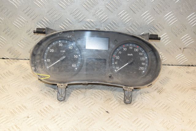 Щиток приборов 8200283194 RENAULT