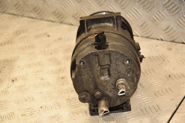 RENAULT 8200343375 Компрессор кондиционера в наличии Павлоград