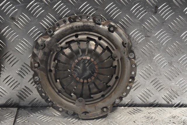 Корзина сцепления 8200344394 NISSAN