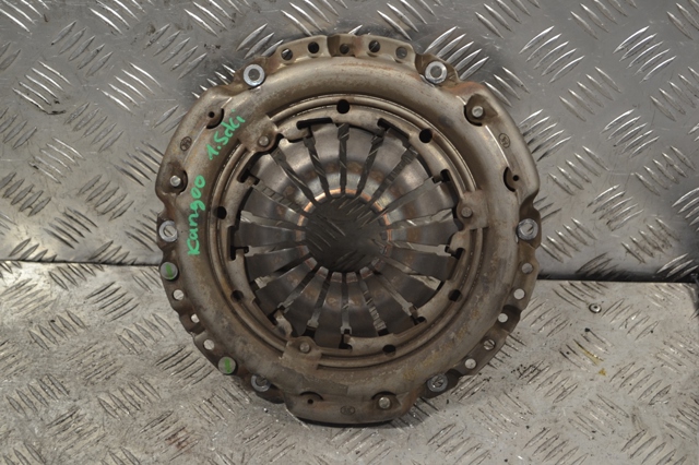 Корзина диска сцепления 8200344394 RENAULT