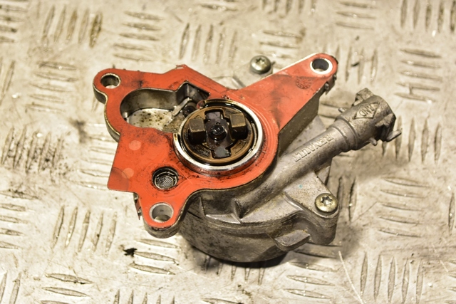 8200376925 RENAULT Насос вакуумный купить в Украина