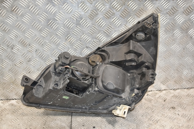8200394707 RENAULT Фара правая купить в Винница