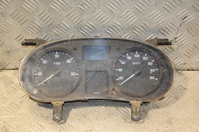 Приборная доска 8200467948 RENAULT