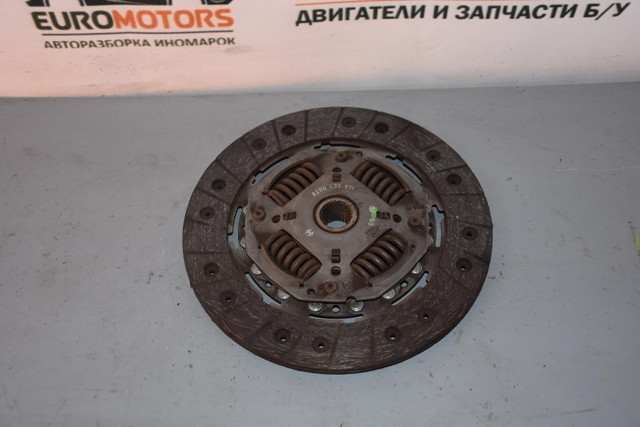 Диск сцепления ведомый 8200495511 RENAULT