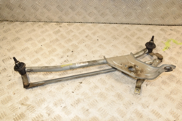 Трапеция стеклоочистителя 8200619512 RENAULT