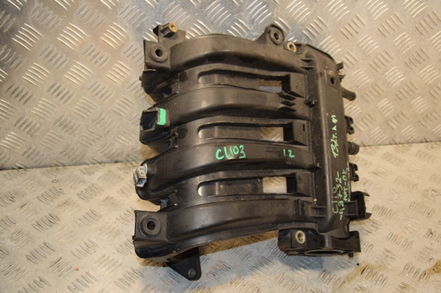 Впускной коллектор 8200633248 RENAULT