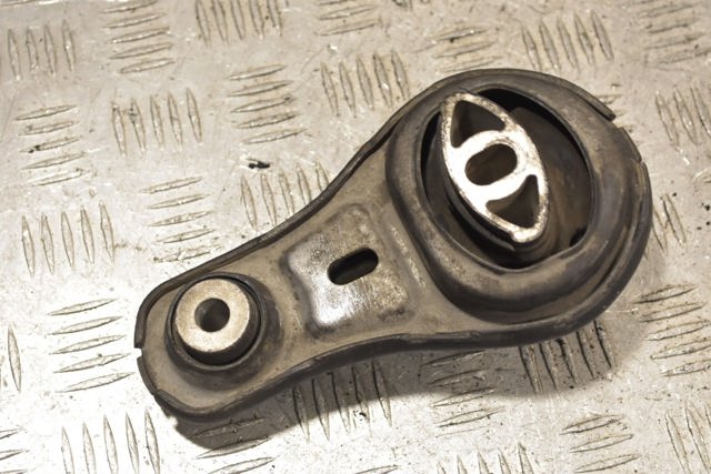 RENAULT 8200675206 Задняя опора двигателя в наличии Тернополь