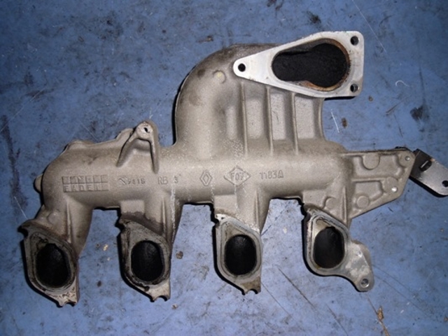 Впускной коллектор 8200714430 RENAULT