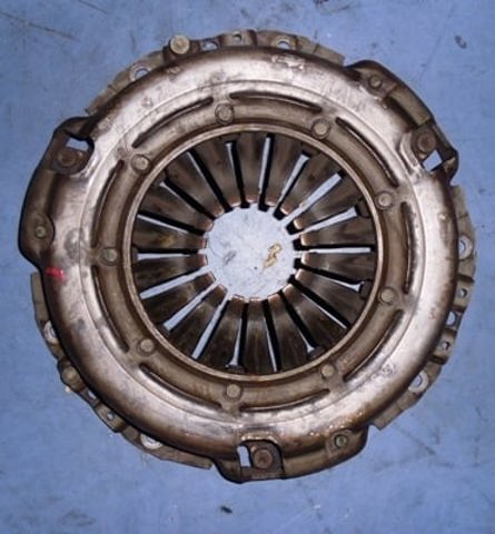 Лепестковая корзина сцепления 8200716880 NISSAN