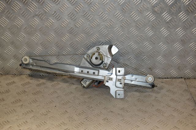 RENAULT 8200733828 Стеклоподъемник передней правой двери в наличии Харьков