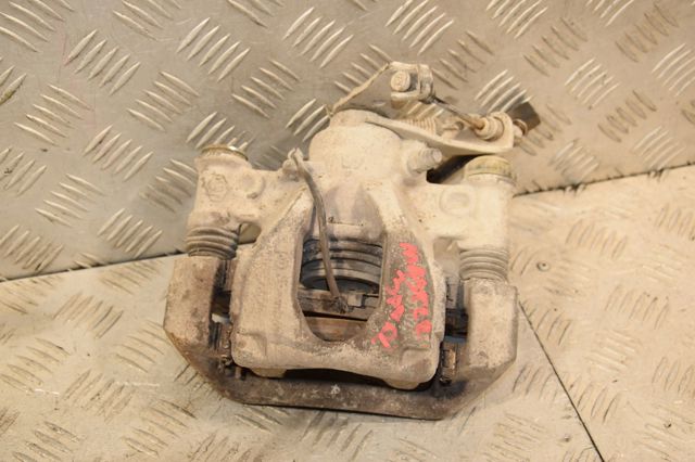 Тормозной суппорт правый задний 8200735277 RENAULT