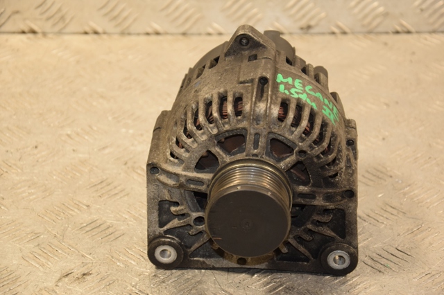 Генератор автомобиля 8200772726 RENAULT