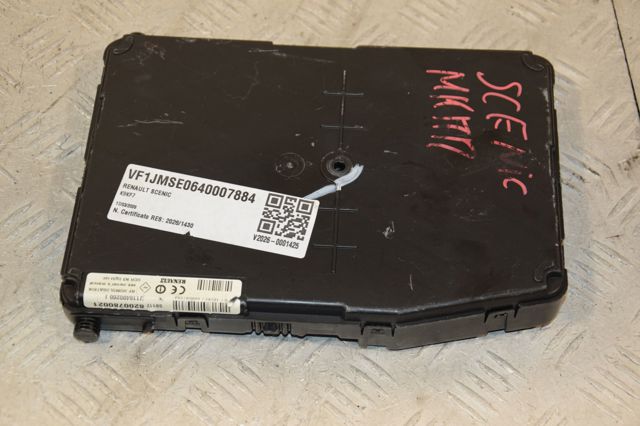 8200780021 RENAULT Блок предохранителей купить в Николаев