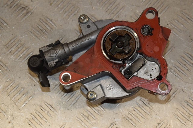 8200796080 RENAULT Насос вакуумный купить в Николаев