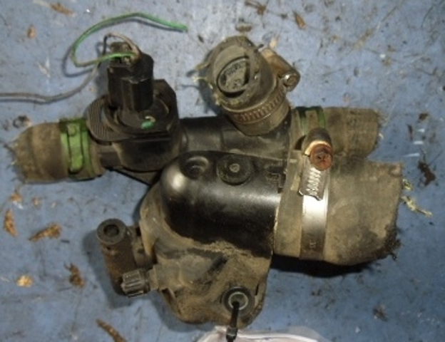 Корпус термостата в сборе 8200801567 RENAULT