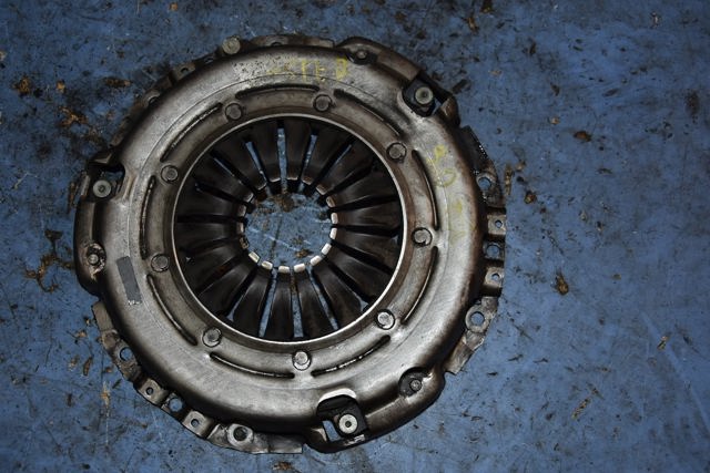 Нажимной диск сцепления 8200828447 NISSAN