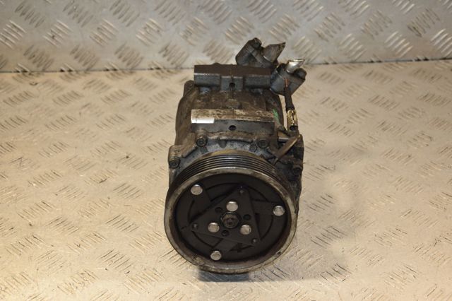 Насос кондиционера 8200866440 RENAULT