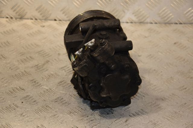8200953359 RENAULT Компрессор кондиционера купить в Чернигов