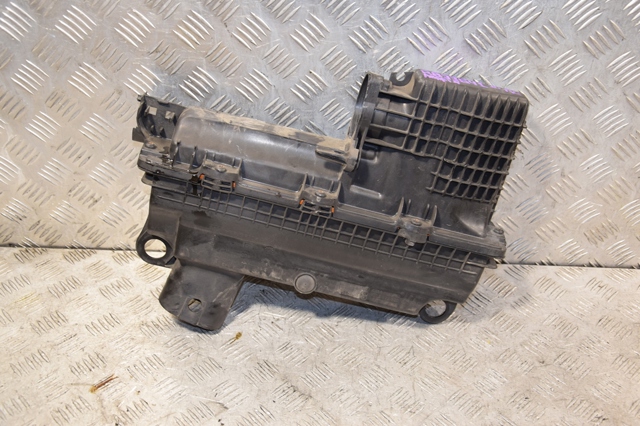 RENAULT 8200977779 в наличии Тернополь