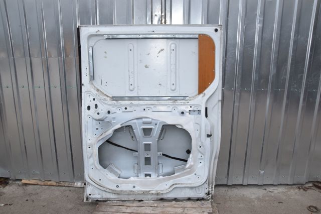 RENAULT 821003024R Дверь боковая (сдвижная) правая в наличии Тернополь