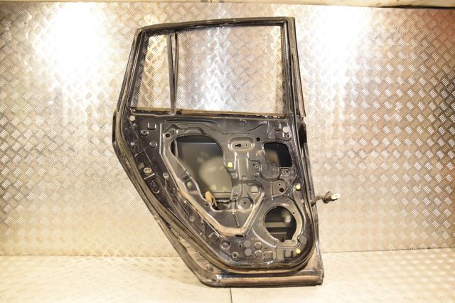 RENAULT 823015728R Стекло двери задней левой в наличии Львов