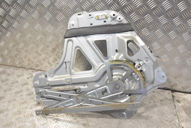 824604D000 HYUNDAI Мотор стеклоподъемника двери передней правой купить в Винница