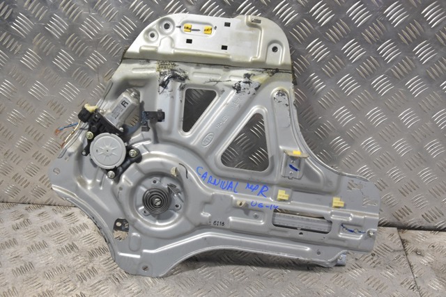 Мотор стеклоподъемника двери передней, правой 824604D000 HYUNDAI